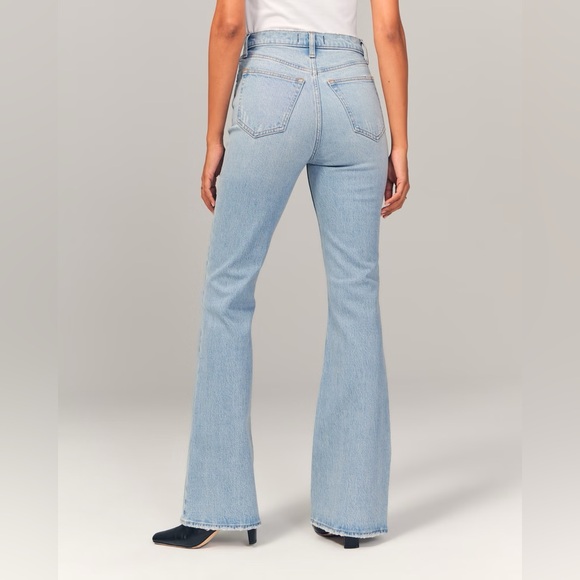 Abercrombie & Fitch High Rise Vintage Flare Jean - Picture 2 of 11